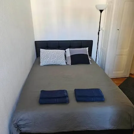 Gem Spacious Apt For 4 Inc Free Bus Pass